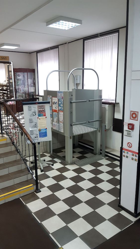 вход в библиотеку